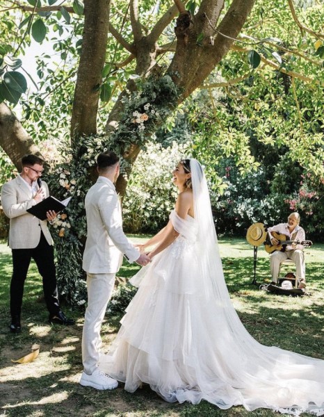 A beautiful villa wedding Image